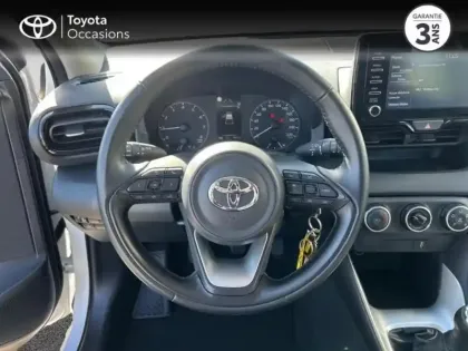 Photo 8 Toyota Yaris  70 VVT-i Dynamic 5p MY22