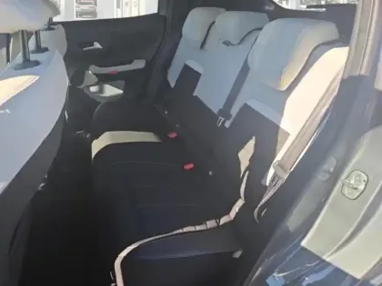 Photo 10 Citroën C3  1.2 Turbo 100ch MAX