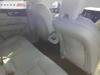 Photo 13 Volvo Xc60  T8 Twin Engine 303 ch + 87 ch Geartronic 8