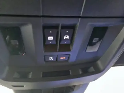 Photo 28 Peugeot 3008  Hybrid 136 e-DCS6