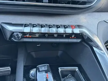 Photo 14 Peugeot 3008  BlueHDi 130ch S&S EAT8