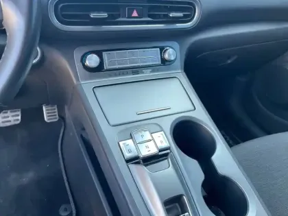 Photo 10 Hyundai Kona  Electrique 39 kWh - 136 ch