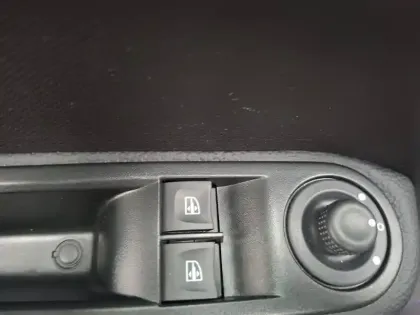 Photo 37 Renault Twingo  III SCe 65 - 21