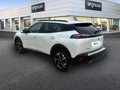 Photo 9 Peugeot 2008  PureTech 130 S&S EAT8
