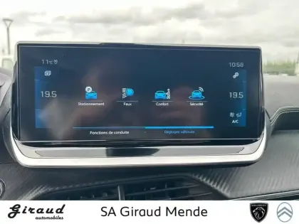 Photo 27 Peugeot 2008  BlueHDi 130 S&S EAT8