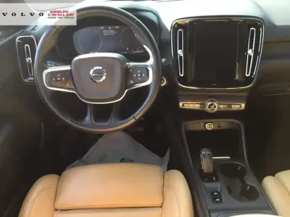 Photo 9 Volvo Xc40  D4 AWD AdBlue 190 ch Geartronic 8