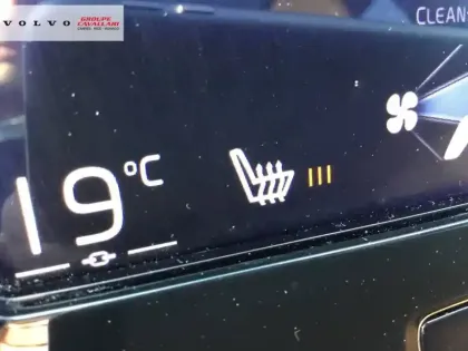 Photo 20 Volvo Xc40  D4 AWD AdBlue 190 ch Geartronic 8