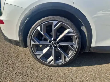 Photo 5 DS DS 7  Hybride Rechargeable E-Tense 360 EAT8 4x4