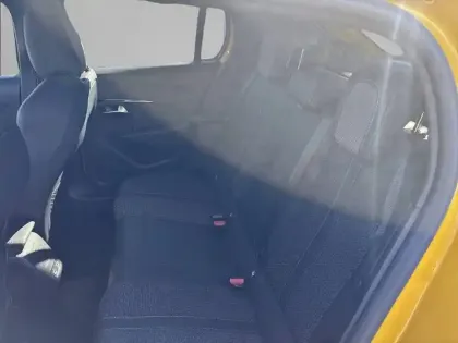 Photo 34 Peugeot 208 Gén. II Ph1 NG GT 5