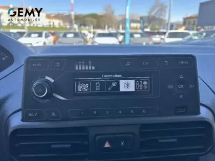 Photo 29 Peugeot Partner  FOURGON STANDARD 650 KG BLUEHDI 130 S&S EAT8