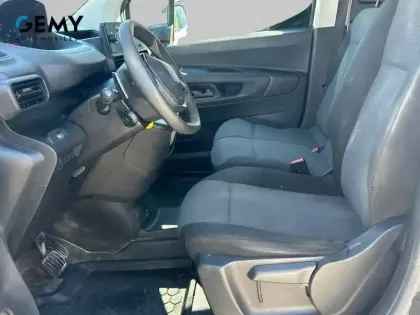 Photo 25 Peugeot Partner  FOURGON STANDARD 650 KG BLUEHDI 130 S&S EAT8