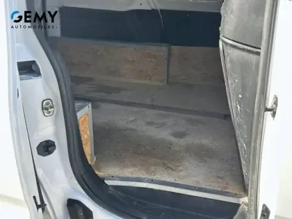 Photo 9 Peugeot Partner  FOURGON STANDARD 650 KG BLUEHDI 130 S&S EAT8