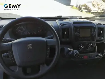 Photo 31 Peugeot Boxer Gén. II Ph3 NG2 Pack Asphalt Connect 4