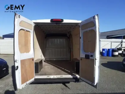 Photo 29 Peugeot Boxer Gén. II Ph3 NG2 Pack Asphalt Connect 4