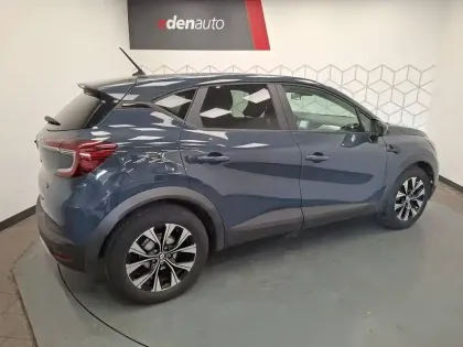 Photo 5 Renault Captur  E-Tech full hybrid 145