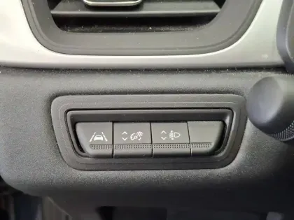 Photo 31 Renault Captur  E-Tech full hybrid 145