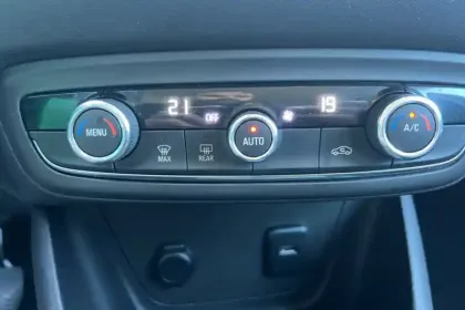 Photo 21 Opel Crossland X  1.2 Turbo 110 ch