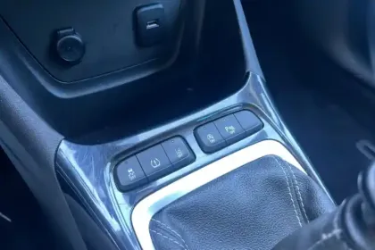 Photo 20 Opel Crossland X  1.2 Turbo 110 ch