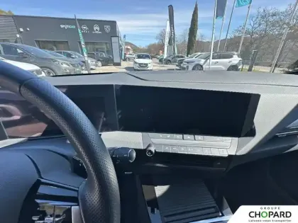 Photo 11 Opel Astra  1.2 Turbo Hybride 136 ch e-DCT6