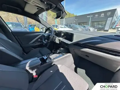 Photo 12 Opel Astra  1.2 Turbo Hybride 136 ch e-DCT6