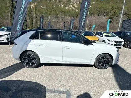 Photo 30 Opel Astra  1.2 Turbo Hybride 136 ch e-DCT6