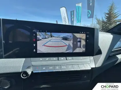 Photo 14 Opel Astra  1.2 Turbo Hybride 136 ch e-DCT6