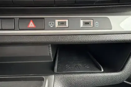 Photo 22 Peugeot Expert  CA FIXE M DIESEL 180 CH AUTOMATIQUE