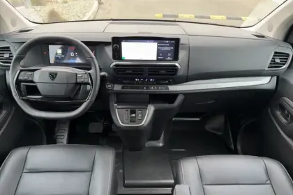 Photo 17 Peugeot Expert  CA FIXE M DIESEL 180 CH AUTOMATIQUE