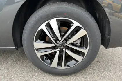 Photo 12 Peugeot Expert  CA FIXE M DIESEL 180 CH AUTOMATIQUE