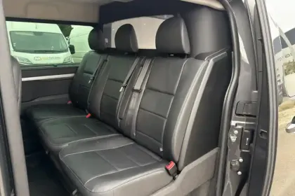 Photo 10 Peugeot Expert  CA FIXE M DIESEL 180 CH AUTOMATIQUE