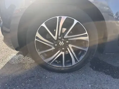 Photo 11 Suzuki Swift  1.2 Dualjet Hybrid Auto (CVT)