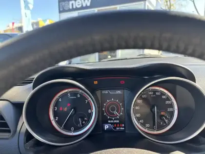 Photo 25 Suzuki Swift  1.2 Dualjet Hybrid Auto (CVT)