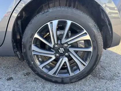 Photo 12 Suzuki Swift  1.2 Dualjet Hybrid Auto (CVT)