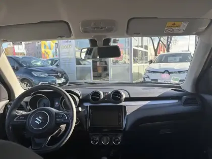 Photo 18 Suzuki Swift  1.2 Dualjet Hybrid Auto (CVT)