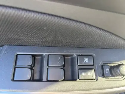 Photo 27 Suzuki Swift  1.2 Dualjet Hybrid Auto (CVT)