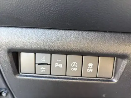 Photo 26 Suzuki Swift  1.2 Dualjet Hybrid Auto (CVT)