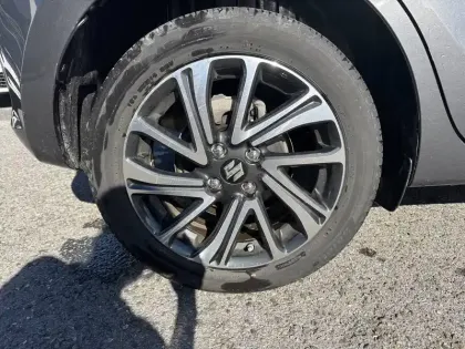 Photo 8 Suzuki Swift  1.2 Dualjet Hybrid Auto (CVT)