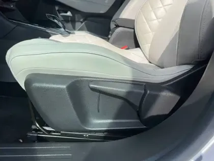 Photo 24 DS DS 3  Crossback PureTech 130 S&S EAT8