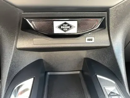 Photo 44 DS DS 3  Crossback PureTech 130 S&S EAT8