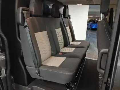 Photo 45 Ford Transit  CUSTOM CABINE APPROFONDIE 290 L1H1 2.0 TDCi 170