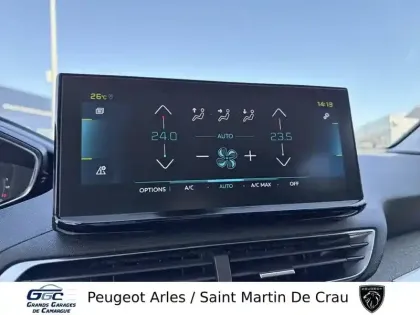 Photo 18 Peugeot 3008  Hybrid 225 e-EAT8