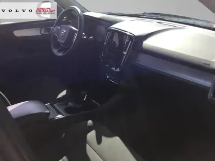 Photo 11 Volvo Xc40  T2 129 ch Geartronic 8