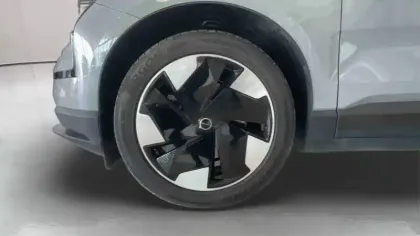 Photo 28 Volvo Ex30 Gén. I Ph1 Plus 5