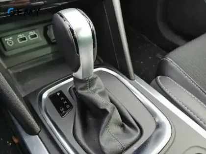 Photo 11 Renault Megane Mégane IV Berline TCe 140 EDC FAP - 21N