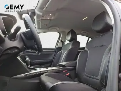 Photo 8 Renault Megane Mégane IV Berline TCe 140 EDC FAP - 21N