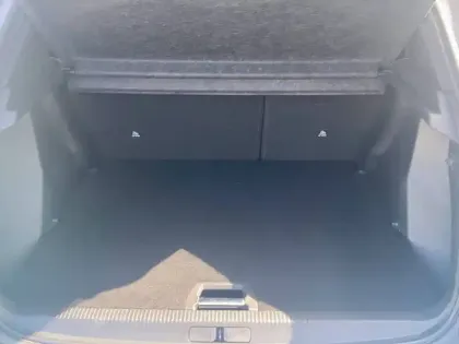 Photo 28 Peugeot 2008  PureTech 130 S&S BVM6