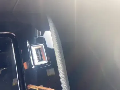 Photo 9 Peugeot 2008  PureTech 130 S&S BVM6