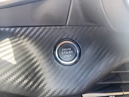 Photo 27 Peugeot 2008  PureTech 130 S&S BVM6