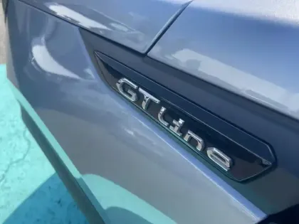 Photo 39 Peugeot 2008  PureTech 130 S&S BVM6