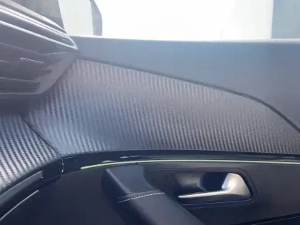 Photo 40 Peugeot 2008  PureTech 130 S&S BVM6